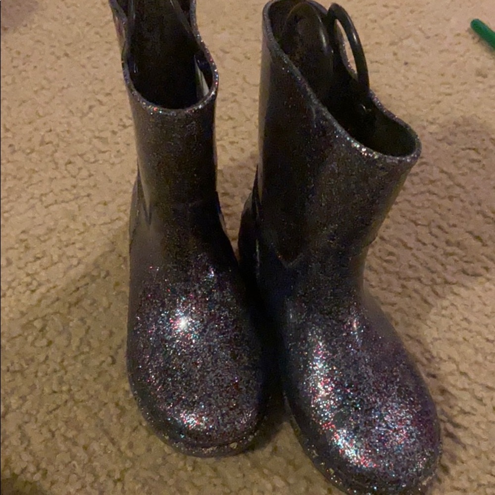 Rain boots size 1